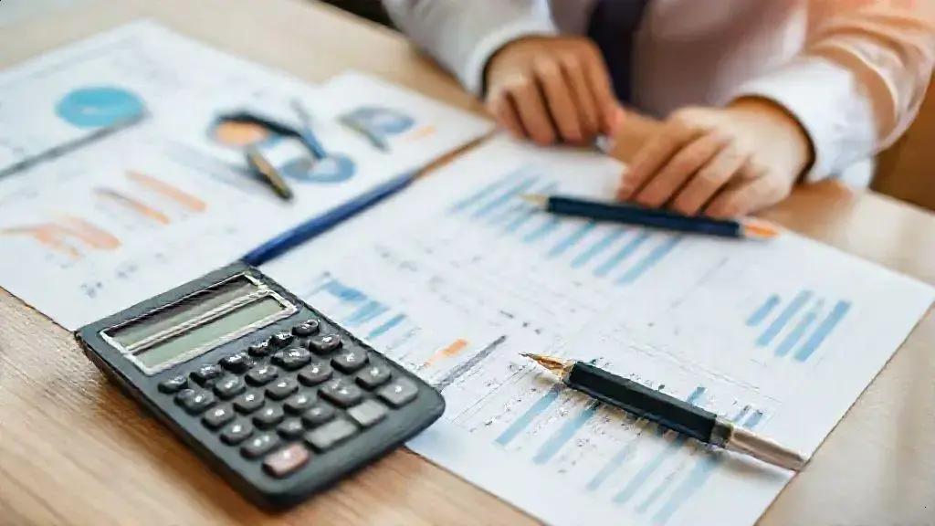 Traditional IRA vs. Roth IRA explained: Which is right for you?